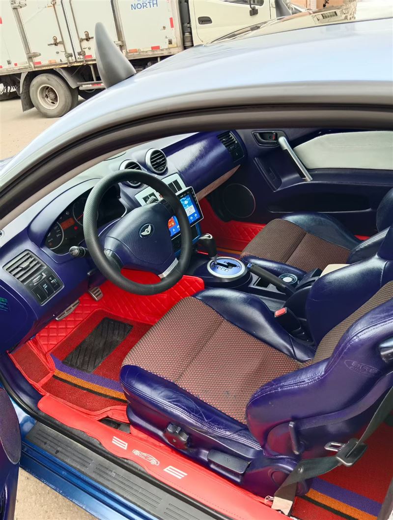 06年現(xiàn)代酷派自動(dòng)擋高配原值30萬(wàn)