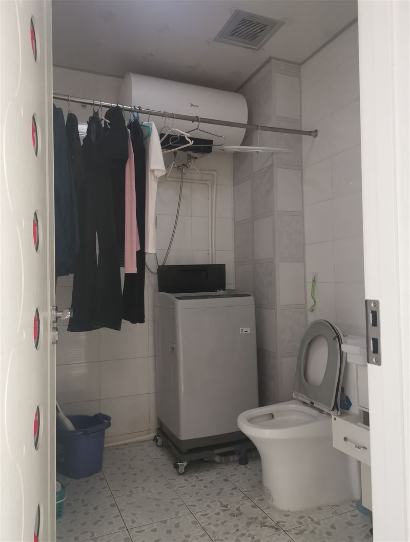 賣樓運(yùn)管公寓6樓107平