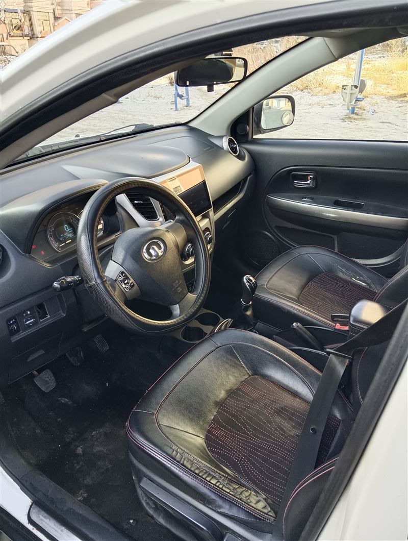 13年長(zhǎng)城M4手動(dòng)高配